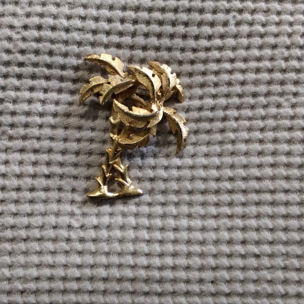 Gold Palm Tree Brooch